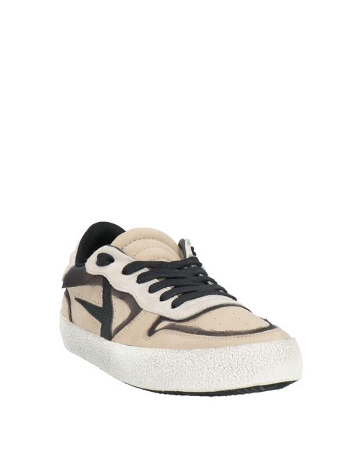 ARCHIVIO,22 White Trainers