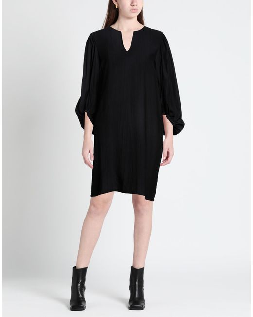 Minimum Black Midi Dress