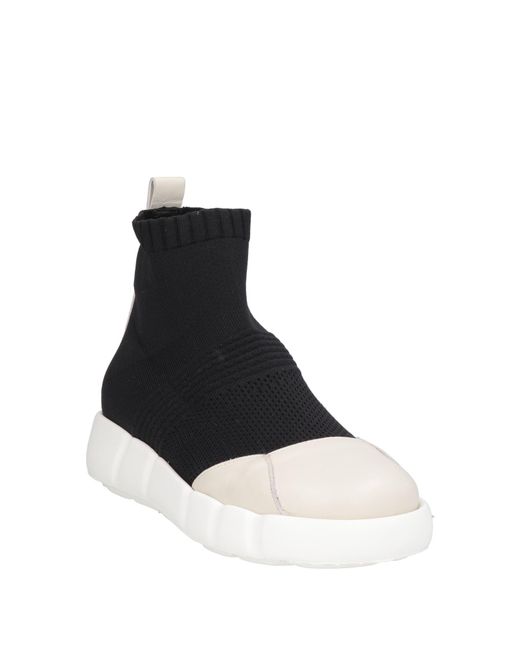Ixos Black Trainers