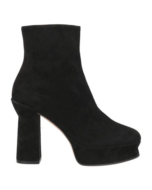 Ferragamo Black Ankle Boots Calfskin