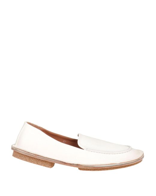 Moma Natural Loafers
