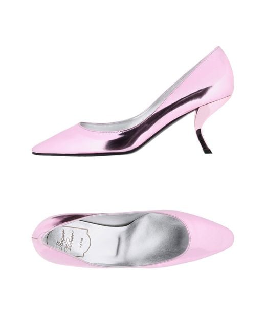 Roger Vivier Pink Pumps