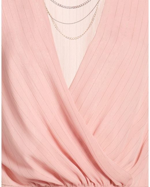 Siste's Pink Top