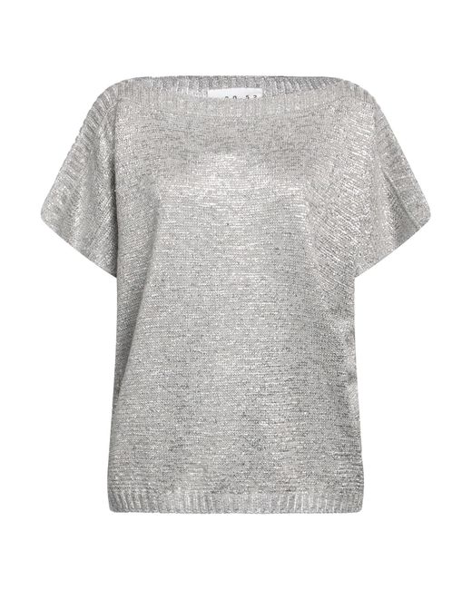 NEERA 20.52 Gray Sweater