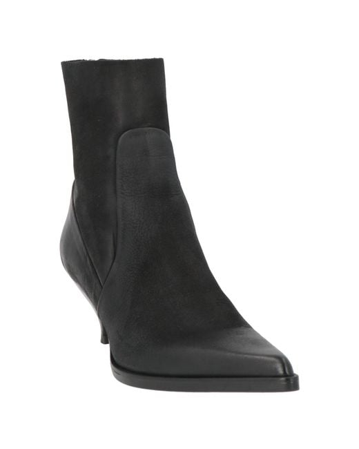 Elena Iachi Black Ankle Boots Leather