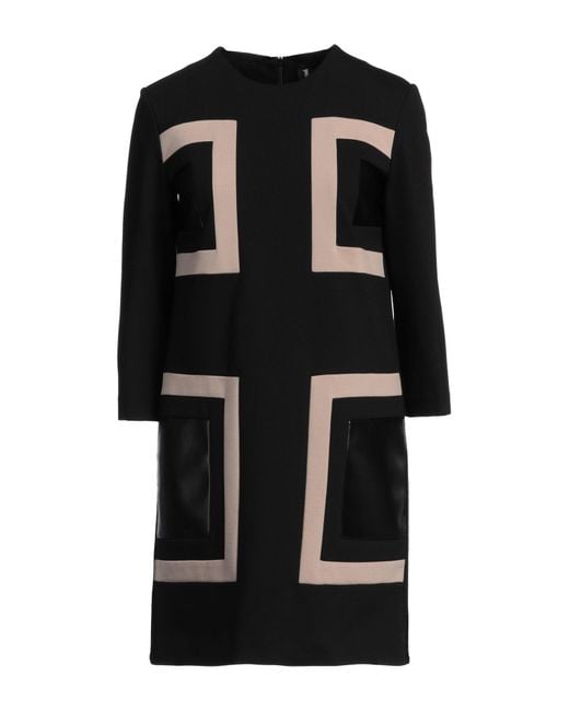 1 One Black Mini-Kleid