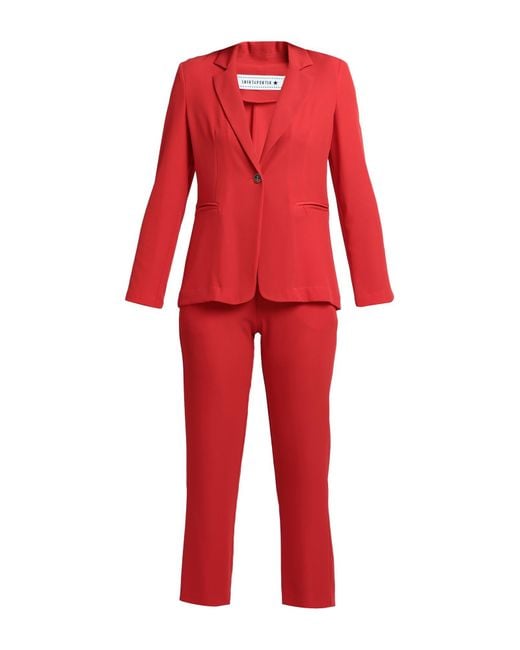 Shirtaporter Red Suit