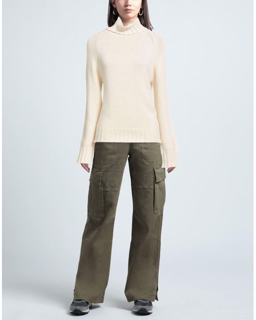 Aragona White Turtleneck Wool