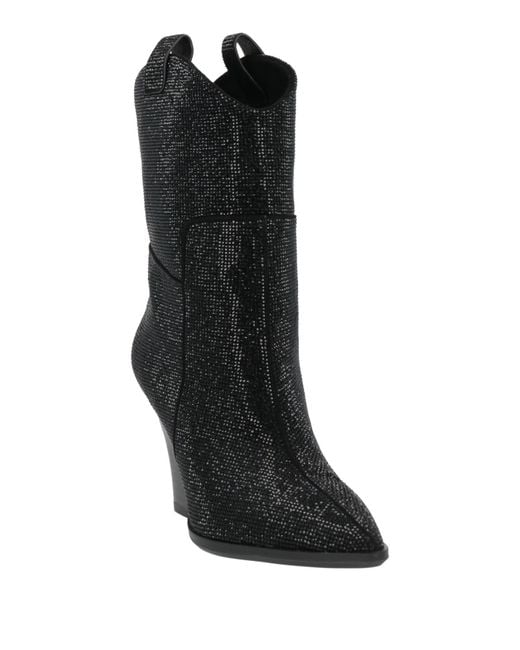 Lola Cruz Black Ankle Boots