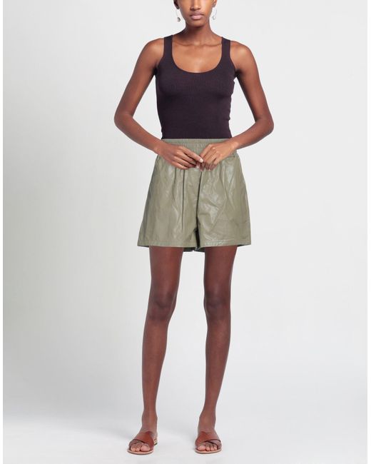 Stand Studio Natural Shorts & Bermudashorts