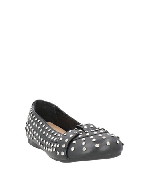Ovyè Gray Ballet Flats