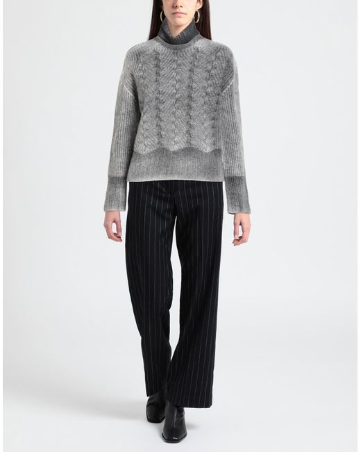 Aragona Gray Turtleneck