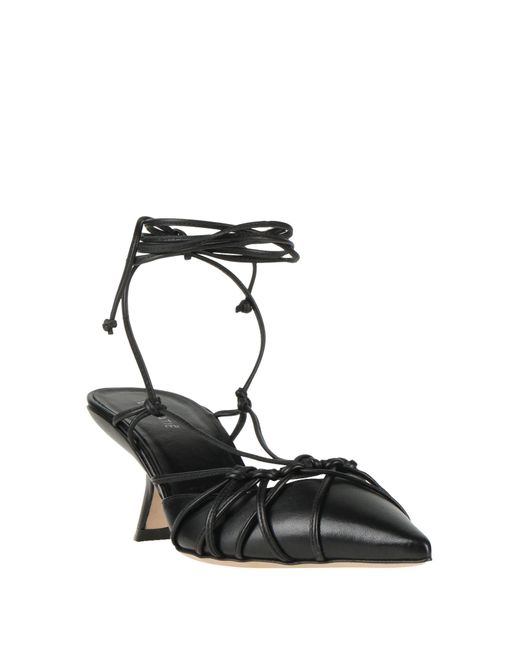 Vic Matié White Pumps