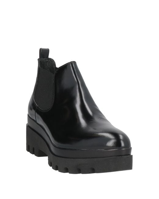 Janet & Janet Black Ankle Boots Leather