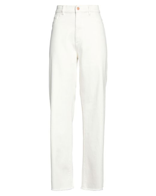 DL1961 White Jeans