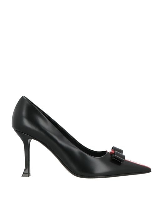 Ferragamo Black Pumps