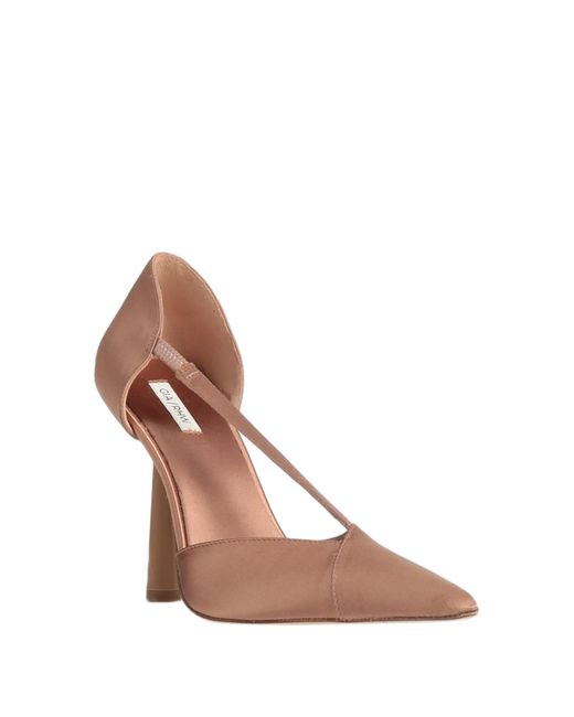 GIA RHW Pink Pumps