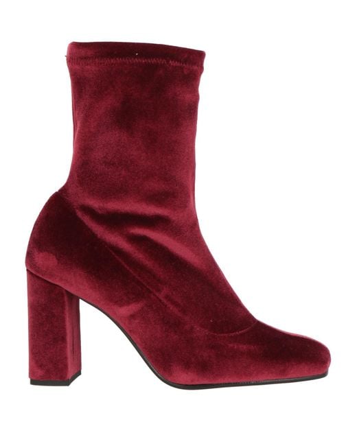 Nila & Nila Red Ankle Boots