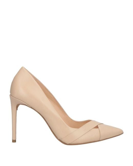 Guilhermina Natural Blush Pumps Leather