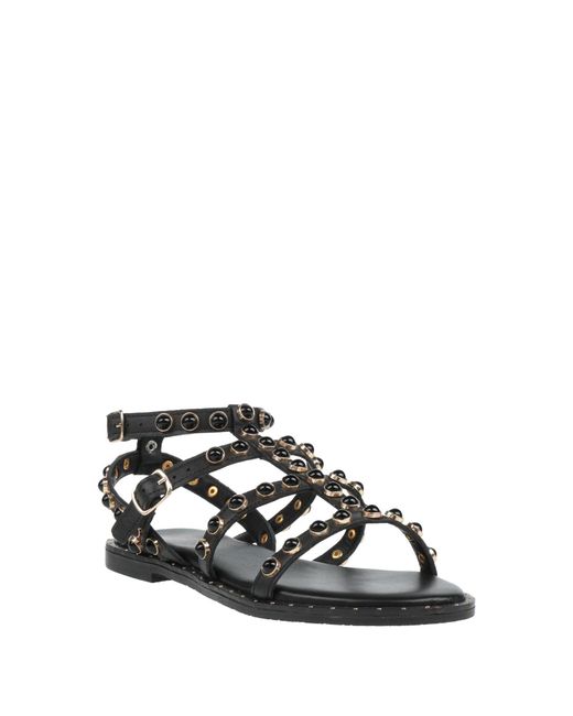 Ovyè Black Sandals