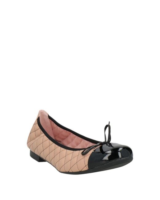 Pretty Ballerinas Natural Ballet Flats