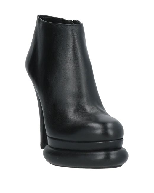 Paloma Barceló Black Ankle Boots
