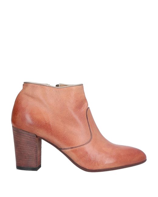 Pantanetti Pink Ankle Boots