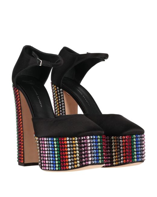 Giuseppe Zanotti Black Pumps