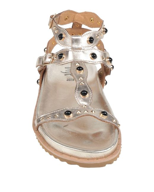 Ovyè Natural Sandals