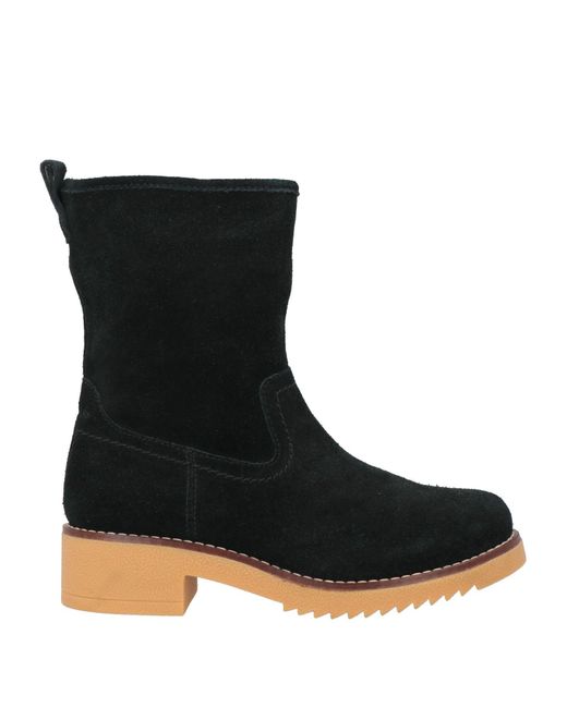 Clarks Black Ankle Boots Leather