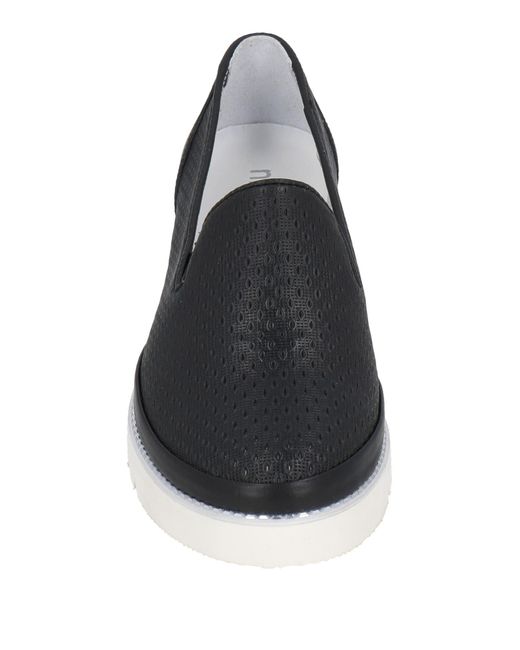 Nila & Nila Black Loafer