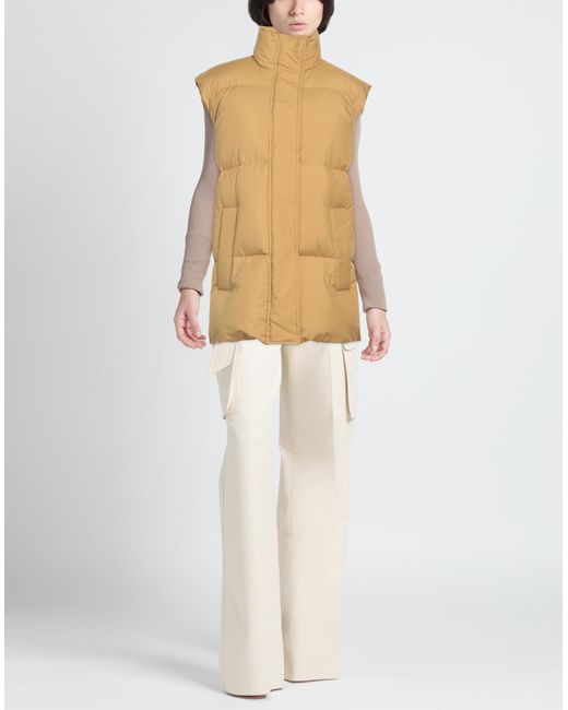 Stand Studio Natural Puffer