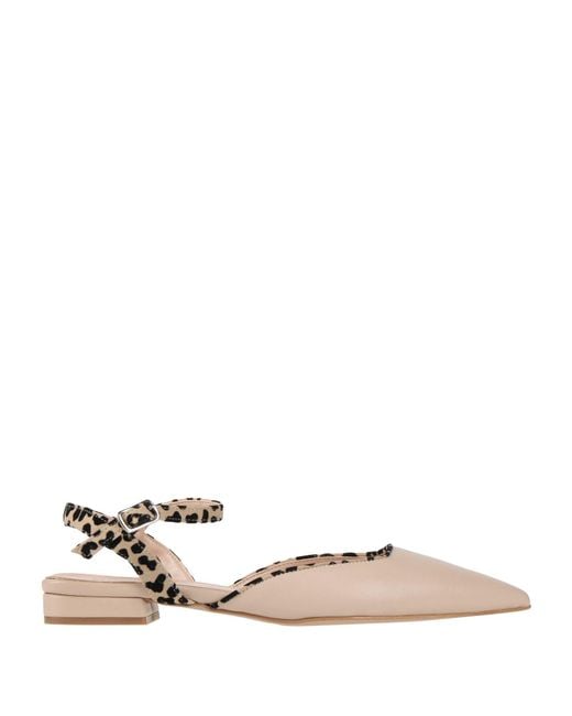 Nila & Nila Natural Ballet Flats