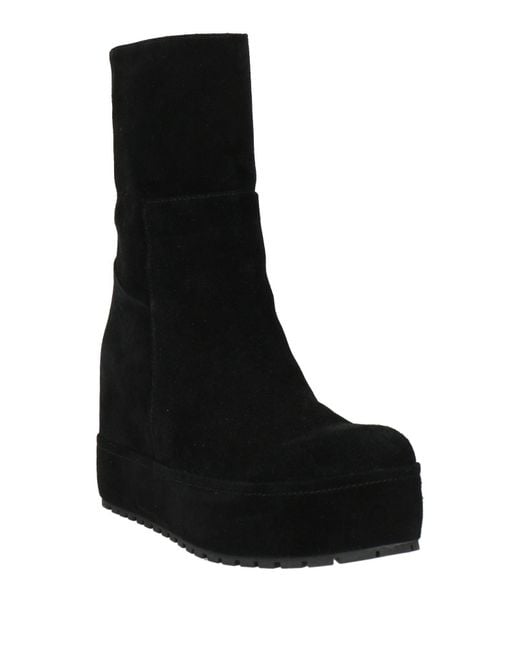 Paloma Barceló Black Ankle Boots