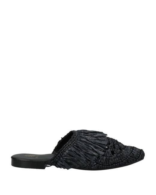 De Siena Black Mules & Clogs