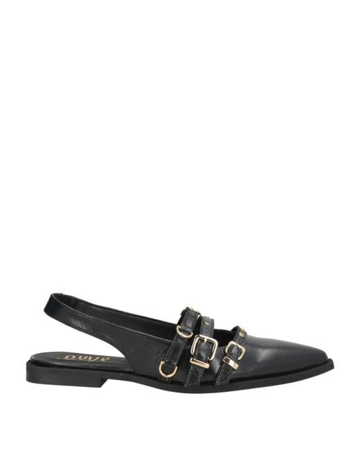 Ovyè Black Ballet Flats Leather