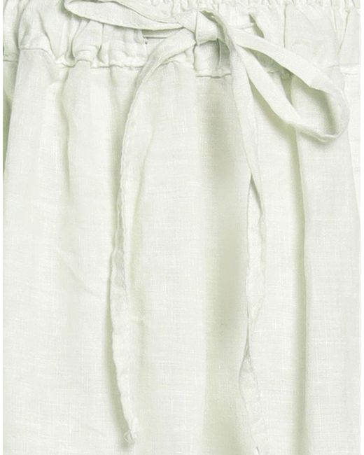 Crossley White Maxi-Rock