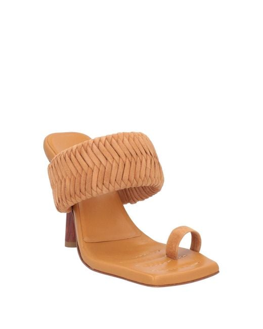 GIA RHW Brown Zehentrenner