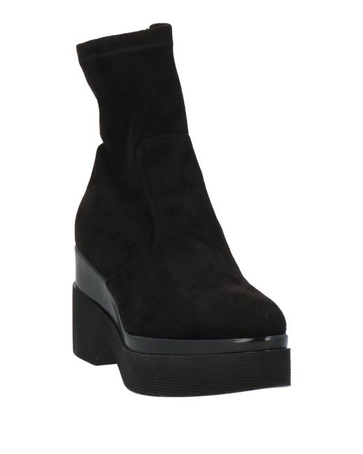 Lorenzo Mari Black Ankle Boots