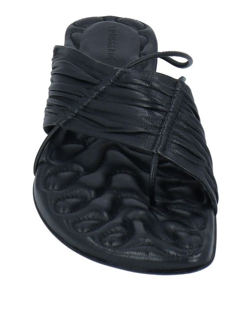 Sandalias de dedo Trussardi de color Black
