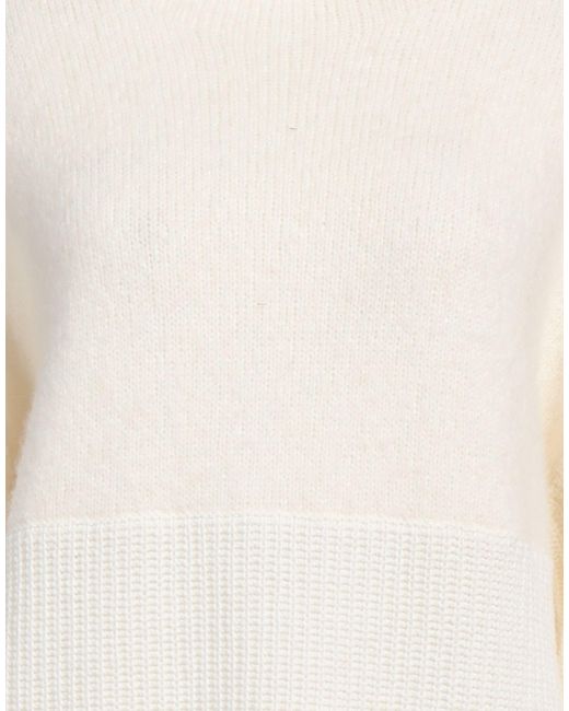 Alpha Studio White Turtleneck