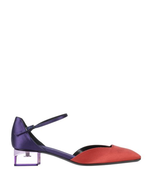 Giorgio Armani White Pumps