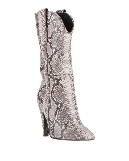 Ahilya White Boot
