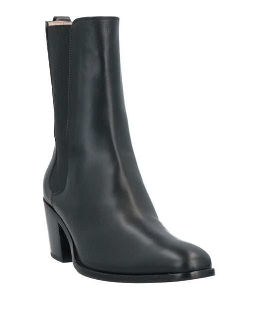 Tod's Black Stiefelette