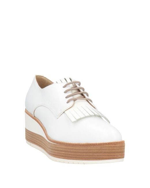 Janet & Janet White Lace-Up Shoes Leather
