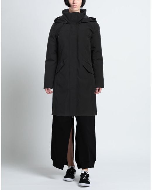 Dekker Black Coat