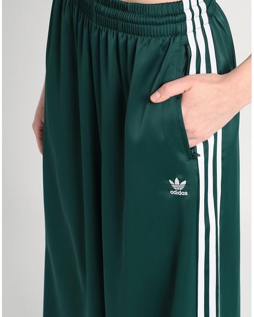 Pantalon Adidas Originals en coloris Green