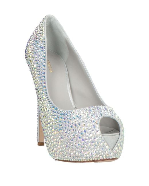 Le Silla White Pumps