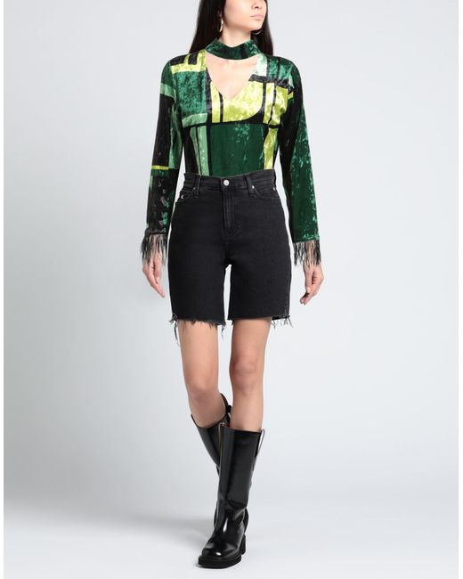 Éclà Green Tops