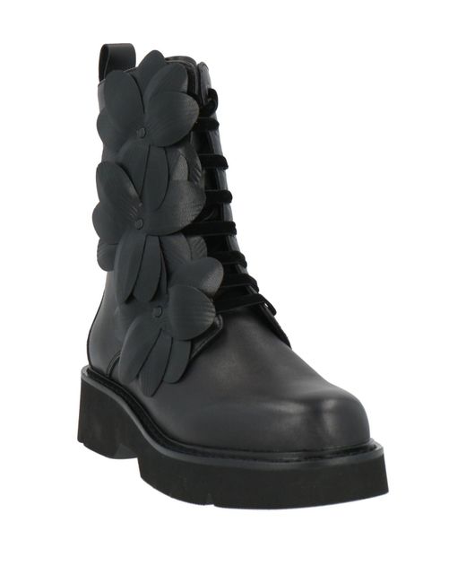 Tosca Blu Black Stiefelette
